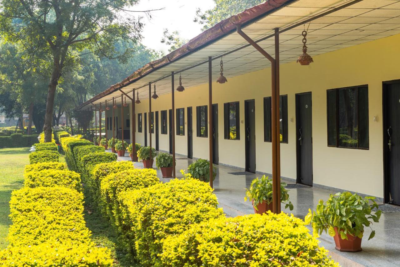 Narmada Hills Resort Godarpura Eksteriør billede