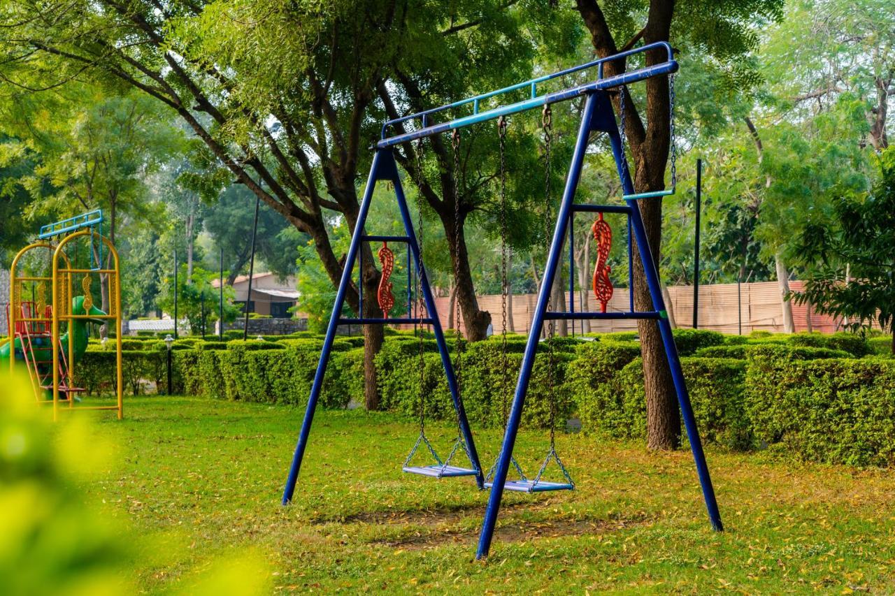 Narmada Hills Resort Godarpura Eksteriør billede