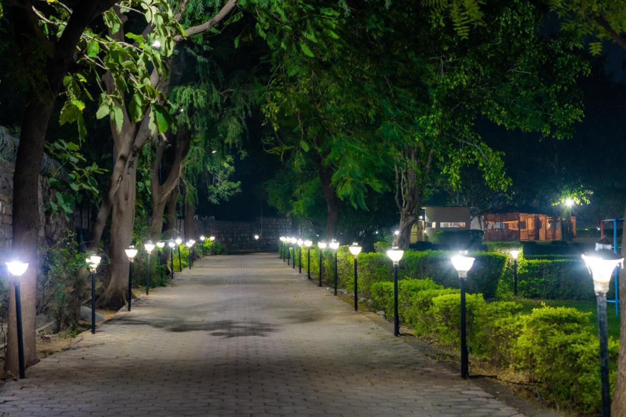 Narmada Hills Resort Godarpura Eksteriør billede
