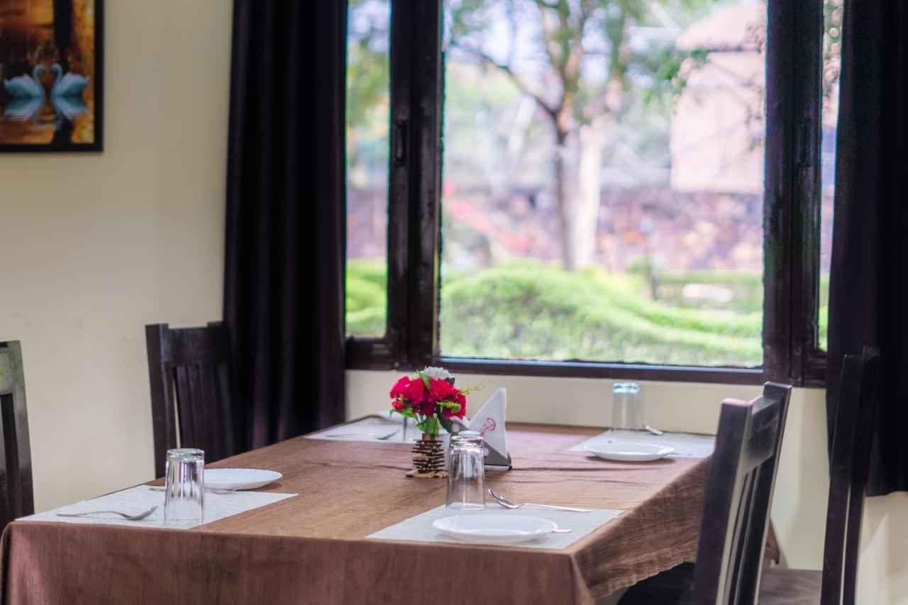 Narmada Hills Resort Godarpura Eksteriør billede