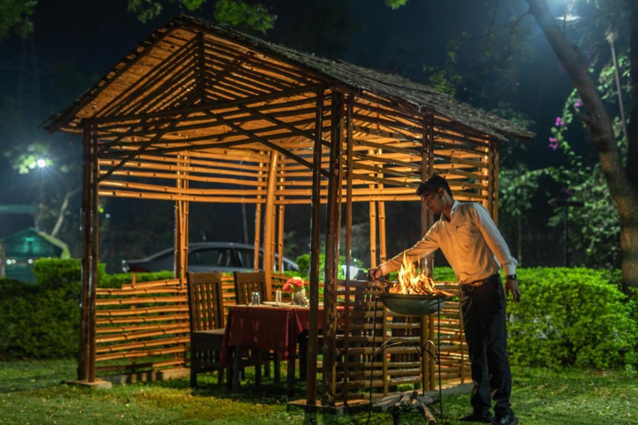 Narmada Hills Resort Godarpura Eksteriør billede