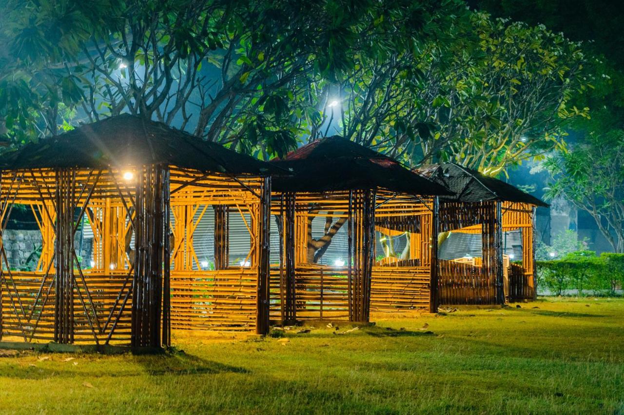 Narmada Hills Resort Godarpura Eksteriør billede